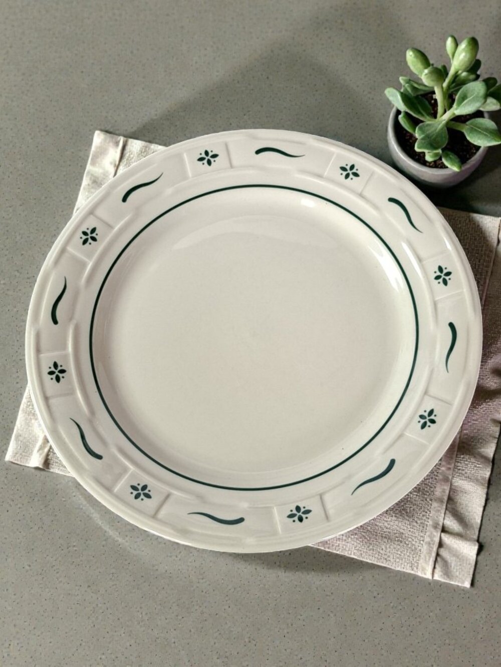Longaberger Pottery Woven Traditions Heritage Green 10" Dinner Plate